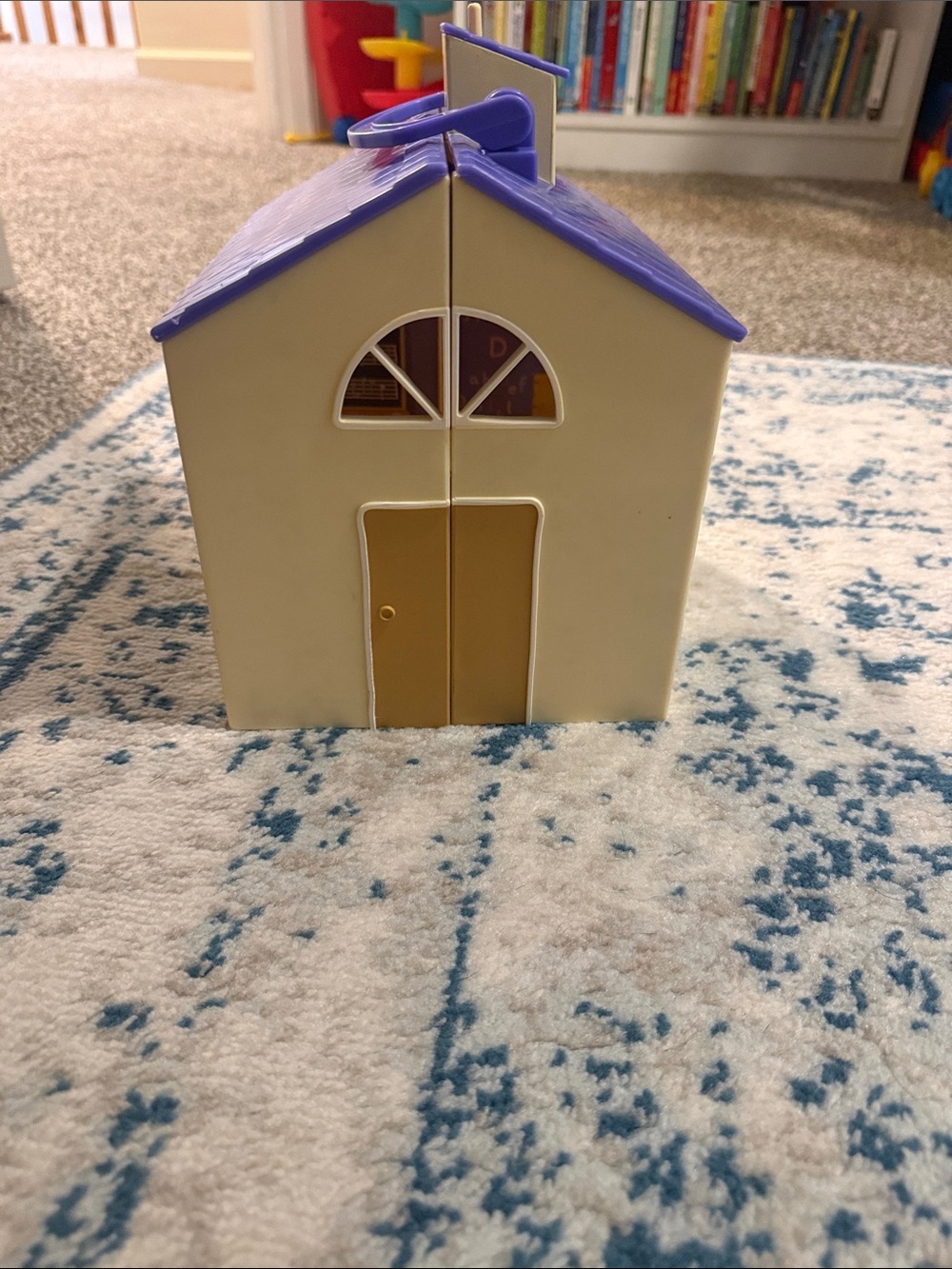 Peppa Pig Playhouse with Purple Roof and Cream Walls